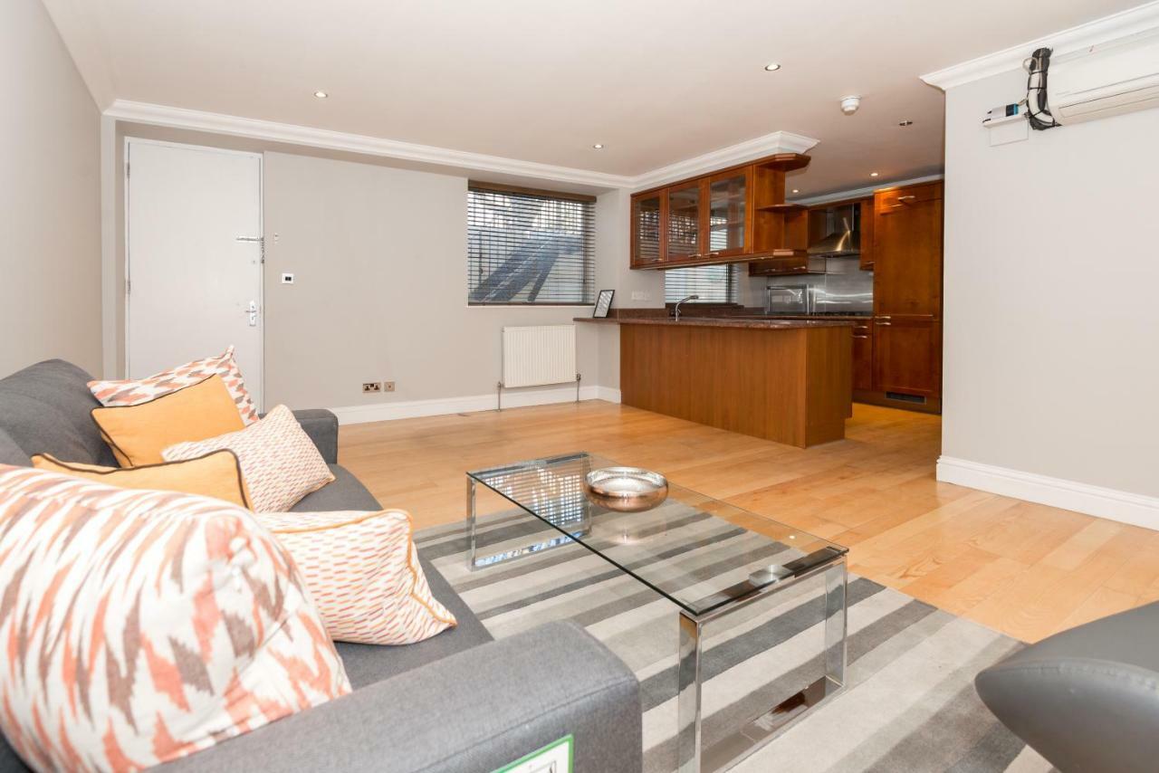 One Bedroom Hyde Park Apartment ロンドン エクステリア 写真