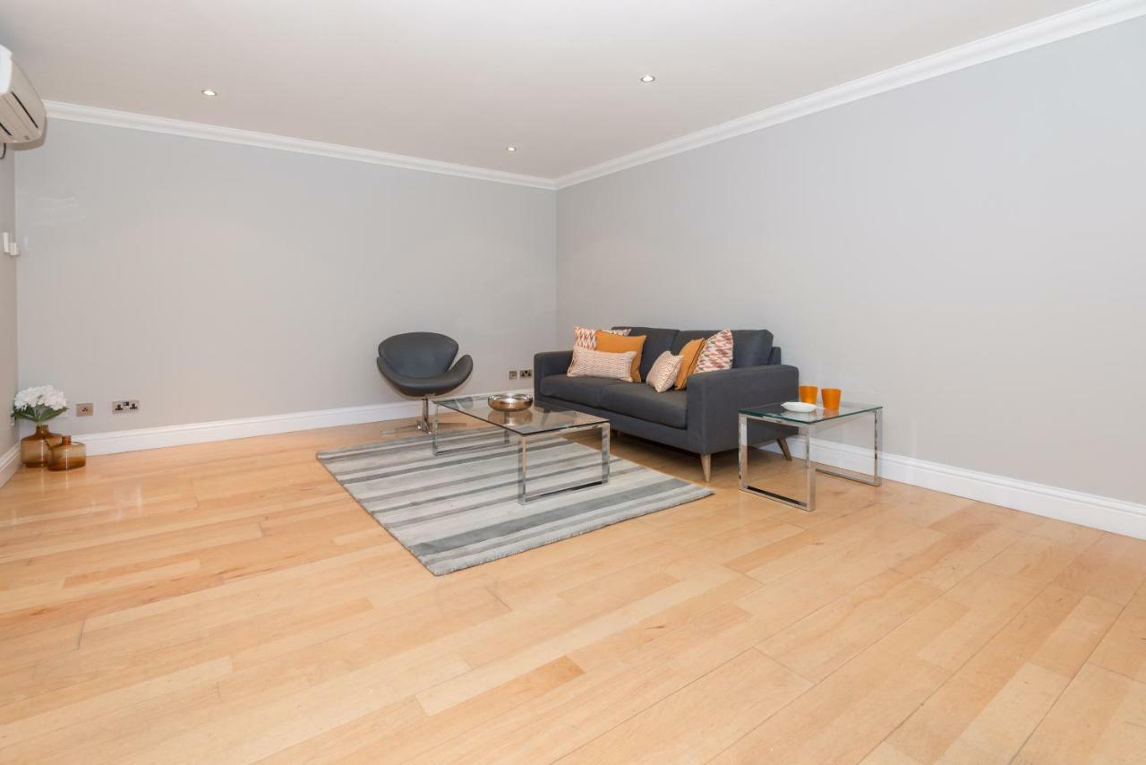 One Bedroom Hyde Park Apartment ロンドン エクステリア 写真